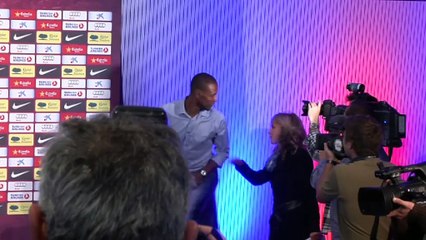 Abidal deja el fútbol y el Barcelona le ofrece ser parte del cuerpo técnico
