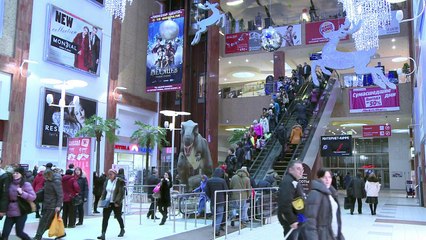 A tough Christmas in Russia as currency slumps