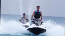Simon Cowell et Lauren Silverman s'amusent dans l'eau à la Barbade
