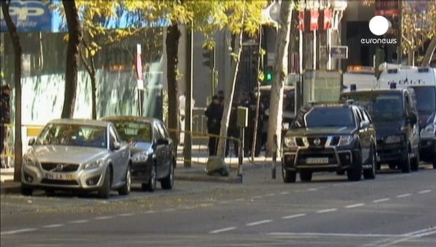 Помста уряду: безробітний на машині протаранив офіс керівної партії Іспанії