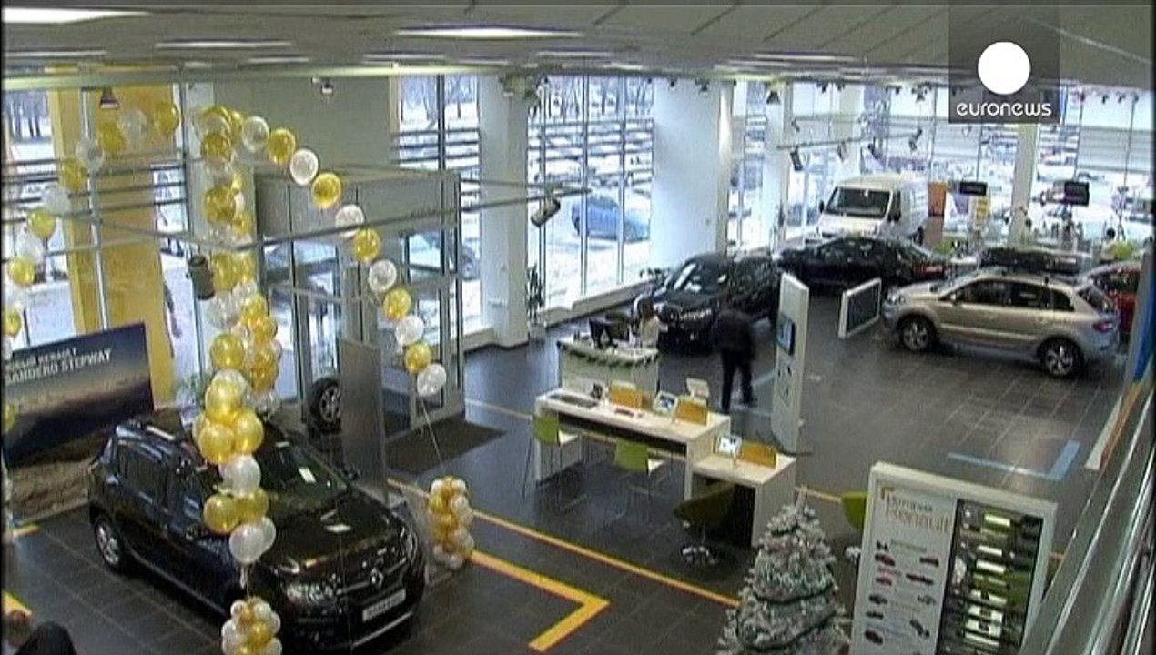 Russen wollen Autos kaufen - Hersteller stellen Lieferungen ein