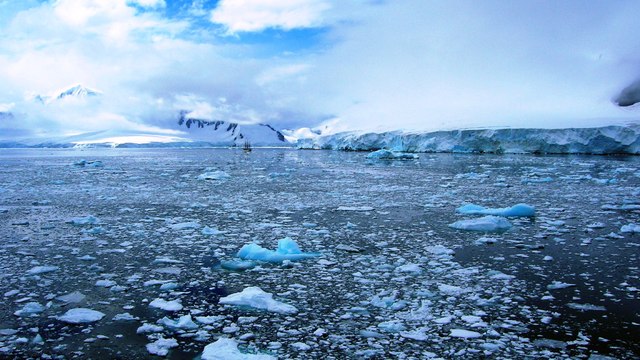 Tchaikovsky Winter morning Children's Album op.39 no.2 Piano Igor Galenkov