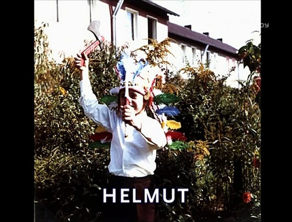 Die Harald Schmidt Show - 1207 - 2003-02-19 - Louise Kasprik, Kinder-Karnevalsfotos, Bayern raus aus der Liga