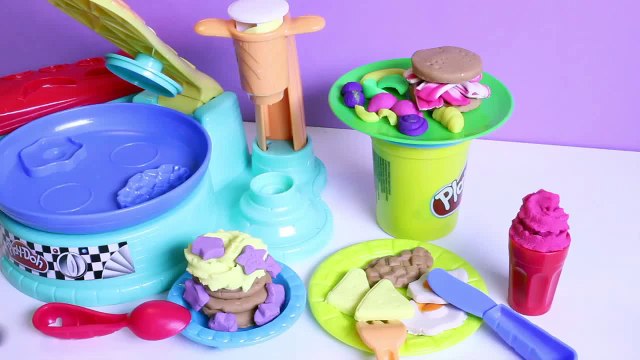 Play Doh Flip 'n Serve Breakfast Waffles Pancakes Bacon Smoothies Play-Doh Breakfast Time Set