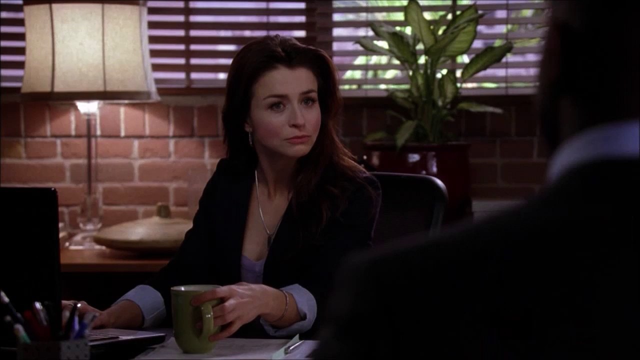 Amelia's scenes at season 04 ep 12