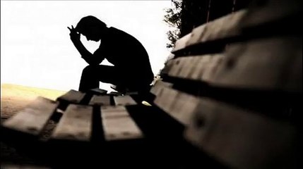 شيلة  عسى الله يرحم من خذاه القدر مني حزينة جداً