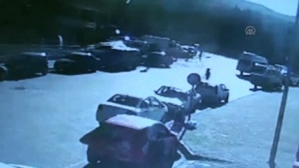 Nevşehir'de Köy Muhtarına Demir Sopalarla Saldırı Kamerada