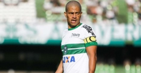 Alex, Son Kez Beşiktaş ve Galatasaray'a Karşı Oynayacak