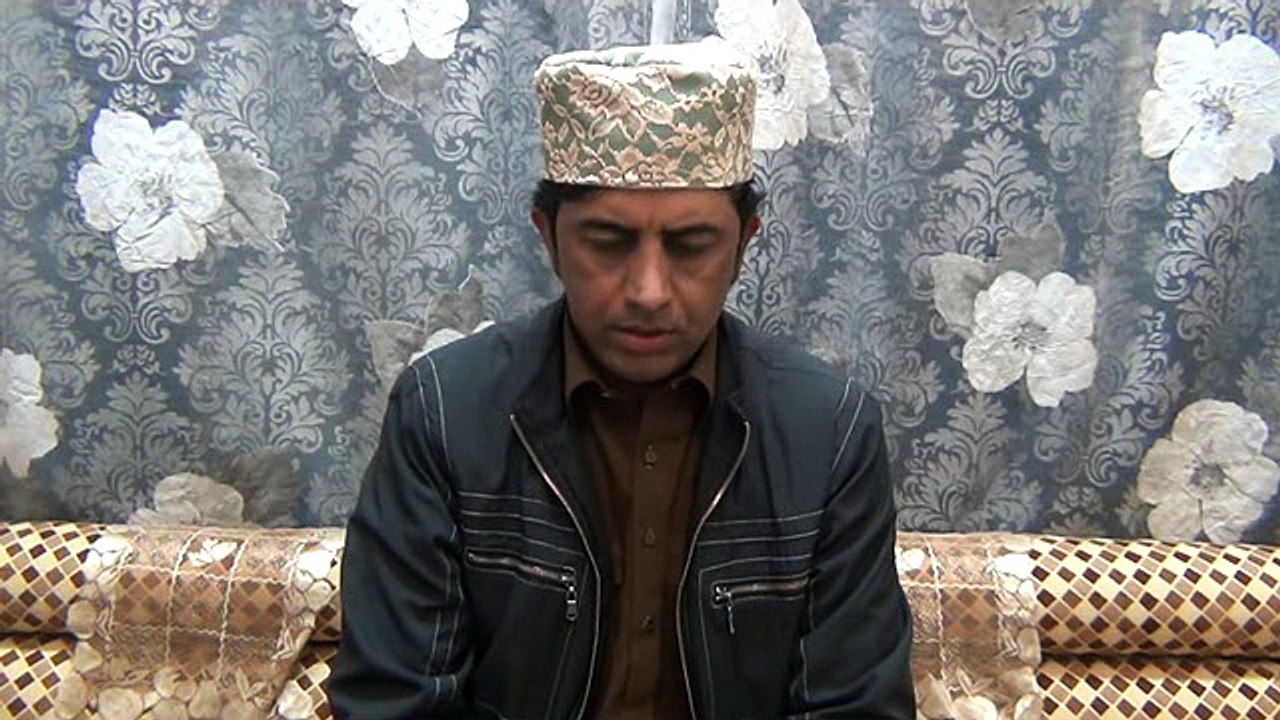 Khalid Shakeel Sahib~Urdu Naat~Khshboo hain do alam main Teri ae gul e chida kis muh se biyan houn tery osaaf e hamida