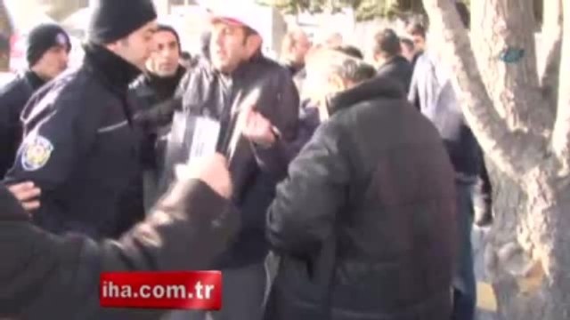 Eğitim-İş Üyelerine Biber Gazlı Müdahale