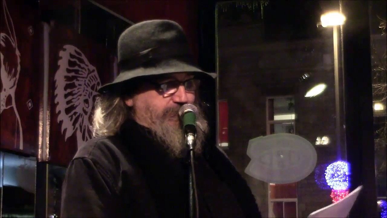 Loup Solitaire lu par Yvon Jean au Chapeau NOIR de février 2014