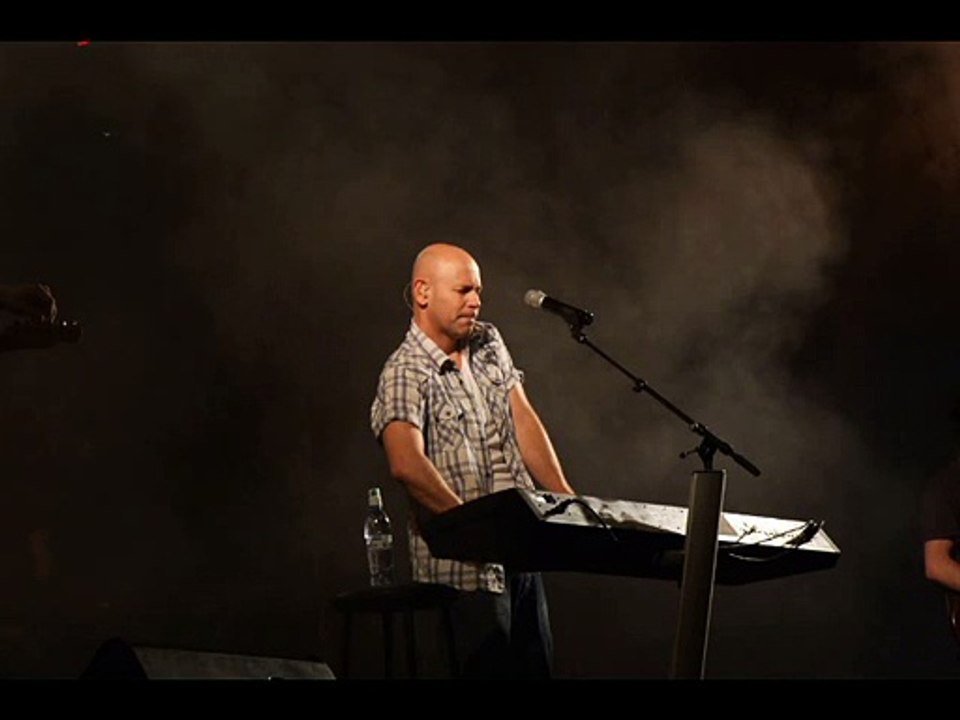 רמי קלינשטיין - עוד לא תמו כל פלאייך קריוקי