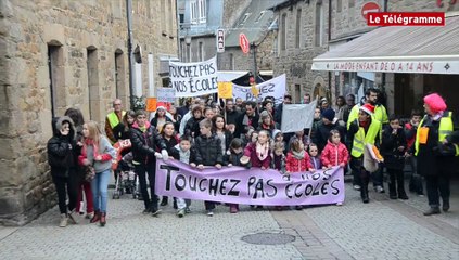 Paimpol. 150 manifestants pour les écoles