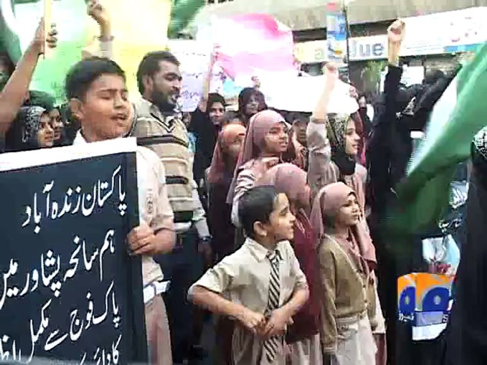 Karachi schools kids protest against Peshawar school attack-Geo Reports-20 Dec 2014