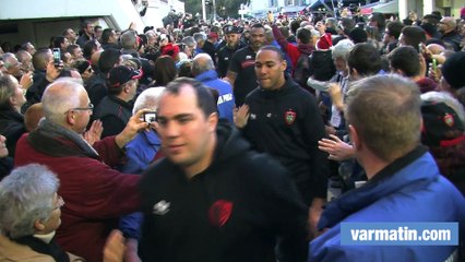 Toulon-Lyon: Arrivée des joueurs du RCT sur l'avenue des légendes