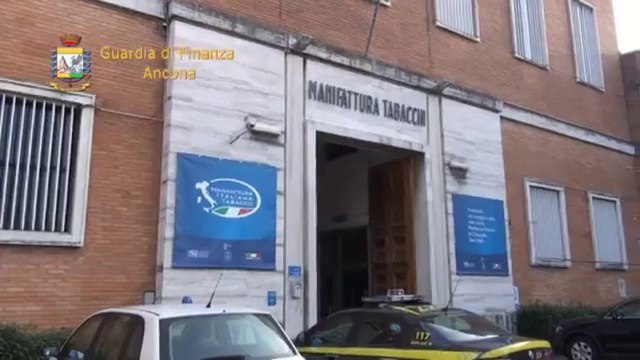 Ancona - traffico di sigarette di contrabbando, arrestato dg Manifattura