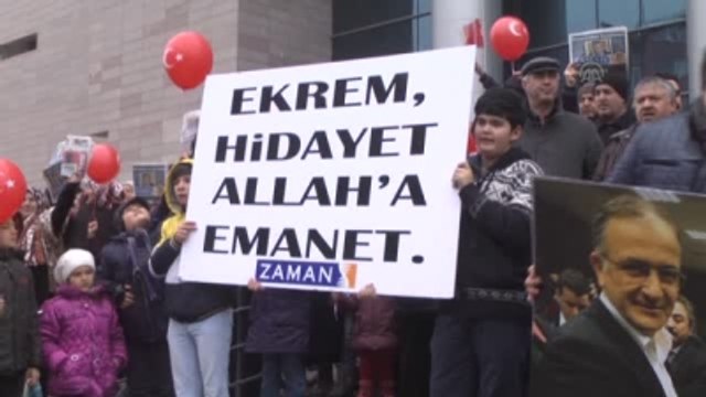 İstanbul Merkezli Paralel Yapı Operasyonu Protesto Edildi