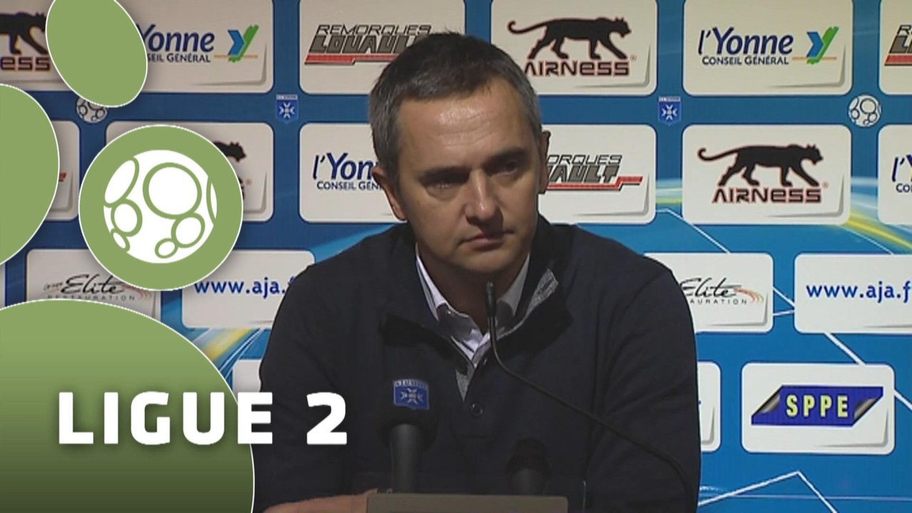 Conférence de presse AJ Auxerre - Chamois Niortais (1-1) : Jean-Luc VANNUCHI (AJA) - Régis BROUARD (NIORT) - 2014/2015