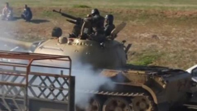 Kurds battle ISIL to secure Iraq's Sinjar