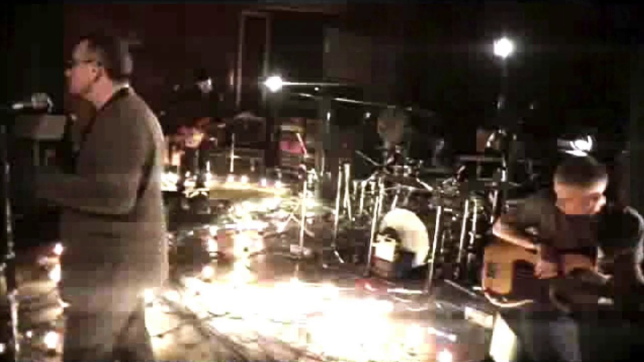 U2News - U2 - I Believe In Father Christmas