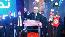 Tunus'ta cumhurbaşkanlığı seçiminin ikinci turu için nefesler tutuldu