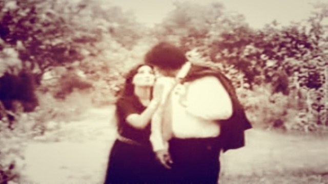 Gulnar Begum - Tal Pa Khobuna Pa Khayalona