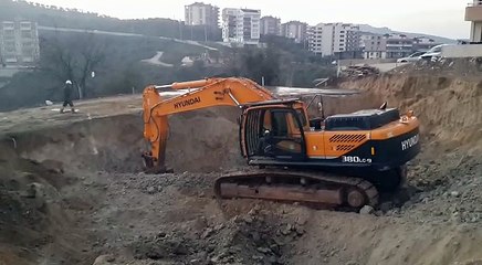 TUGAY İNŞAAT MİA BURAZ'DA HAFRİYAT ÇALIŞMALARI BİTMEK ÜZERE.