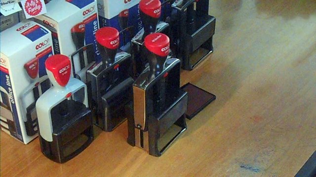 changer-cassette-d'encrage-colop-2800