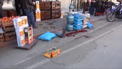 Adana'da Tükürme Kavgası; 3 Yaralı