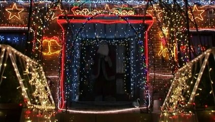 Pour Noël, un Allemand décore sa maison avec 400 000 lumières