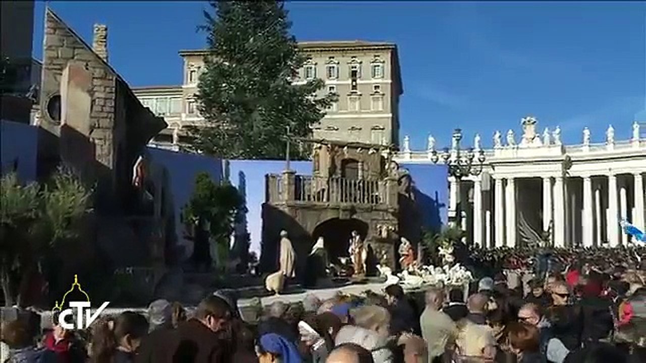 Angelus Domini 21-12-14 Papa Francisco, saludos de Navidad