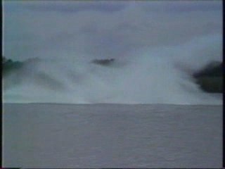 Warning!!! horible crash oz race boat !!