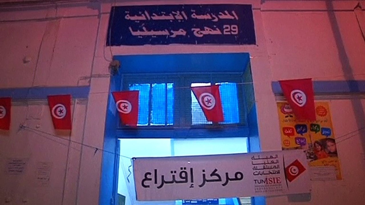 Polls close in Tunisian election