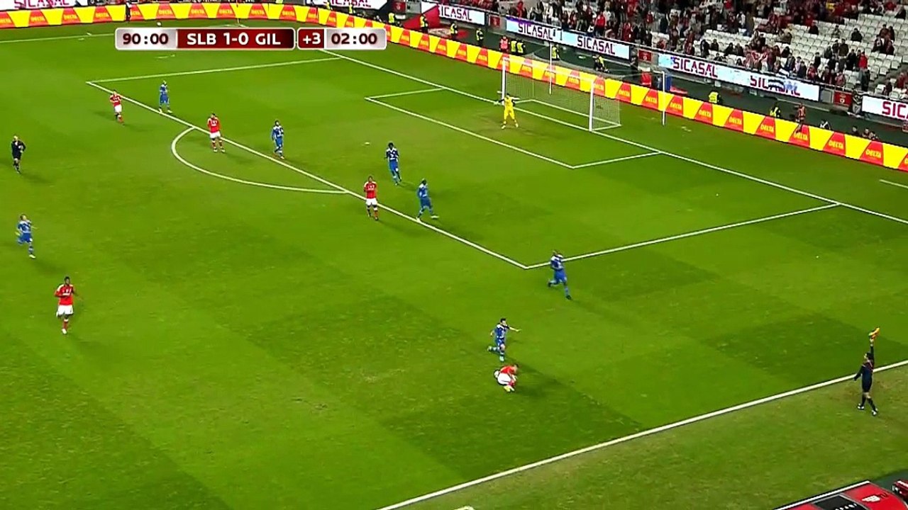 Horror-Foul wird nur mit Gelb-Rot bestraft