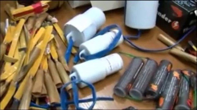 Mugnano di Napoli - maxi sequestro di botti proibiti e fuochi d’artificio