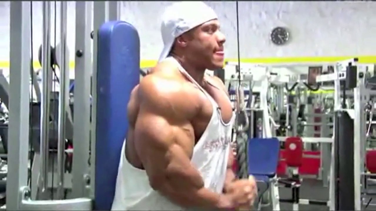 Phillip Heath Trains Guns