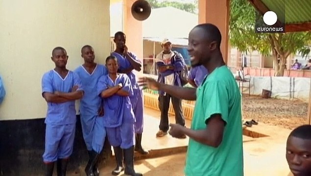 Sólo ante el ébola en Sierra Leona