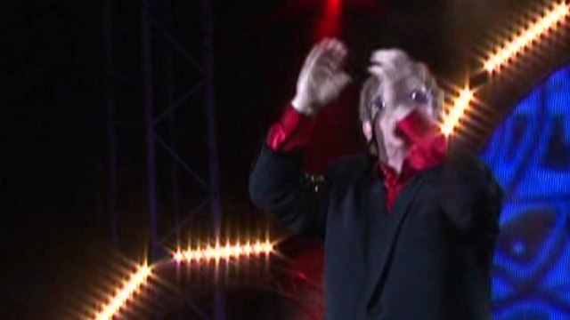 التون جون تزوج من صديقه ديفيد فورنيش