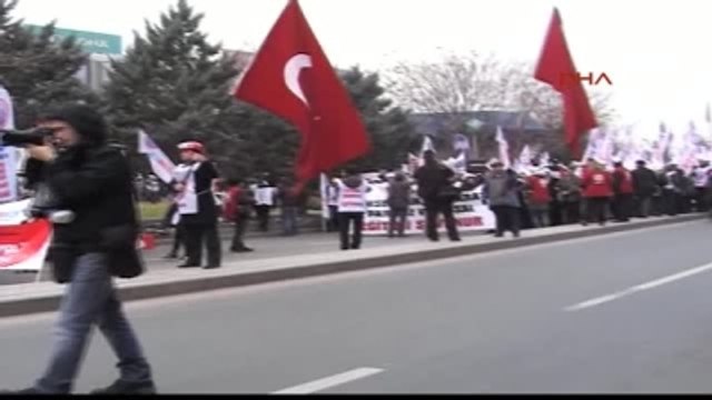 Ankara Barosu: Gaz Bombaları ve Toma'larla Yapılan Saldırı Polis Terörü Olarak Kayıtlara Geçmelidir