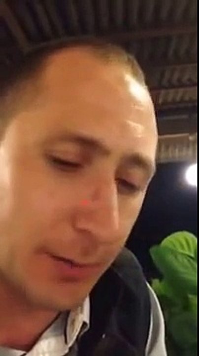 İZLENME VE PAYLAŞMA REKORLARI KIRAN TEMEL FIKRASI :)))Temel otele giderse ve hesap beklediğinden çok gelirse :)) Çoook komik temel fıkrası izleyin...