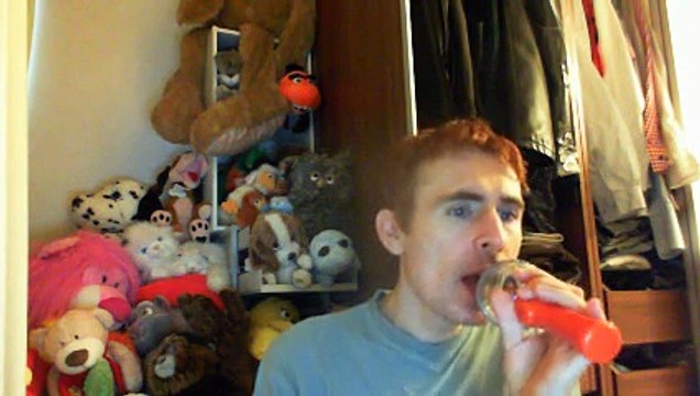 Wiwi égratigne prière à Marie des Prêtres