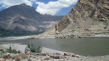 Meeting point of river Sind and Shayok