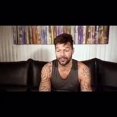 Ricky Martin revela que su nuevo disco sale en febrero