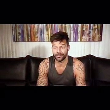 Ricky Martin revela que su nuevo disco sale en febrero