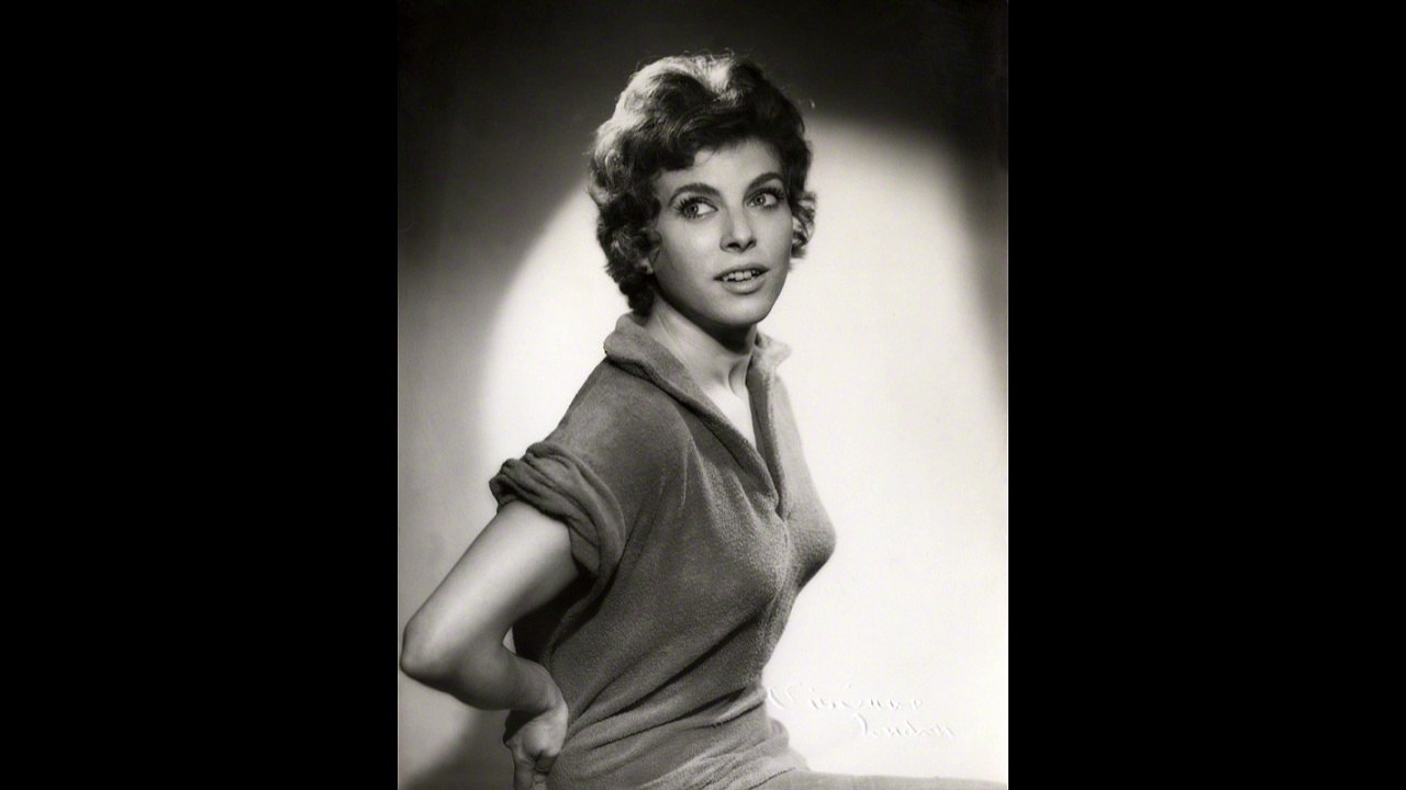 HOMENAJE A BILLIE WHITELAW