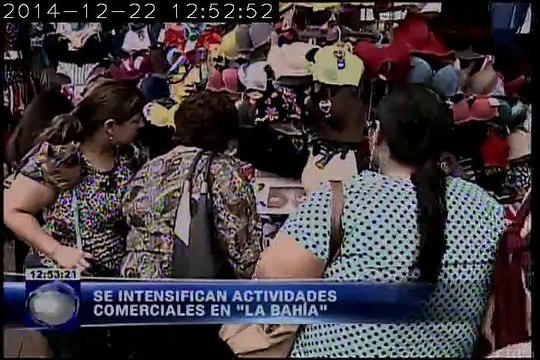 Compras navideñas de último momento congestionan la ciudad