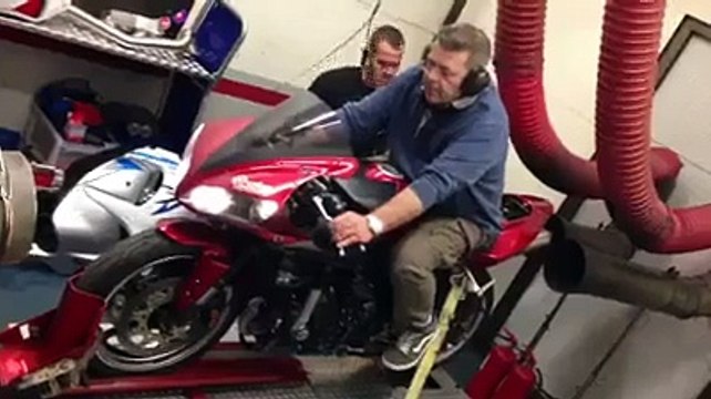 Yamaha R1 Turbo - Araba Tutkum