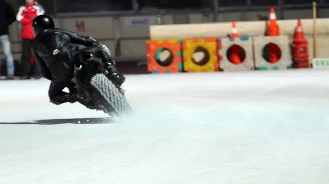 Yamaha R1 Çivili Teker Denemesi - Araba Tutkum