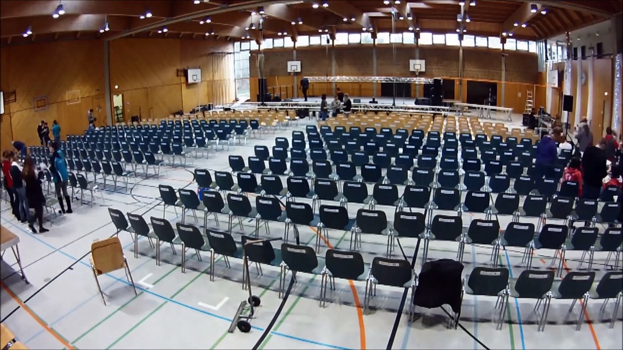 Hallenaufbau Isen 2014 (Premiere, Dance & Show Night, Kindergardefestival)