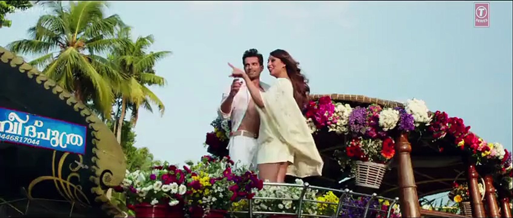 Aawara HD Video Song - Alone [2015] Bipasha Basu - Karan Singh Grover HD